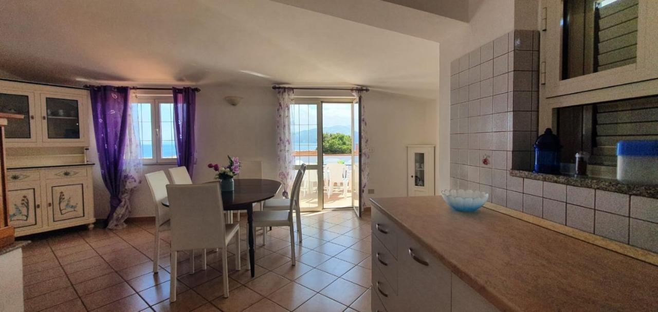 Appartamento Terrazza Vista Mare Cala Gonone Kültér fotó