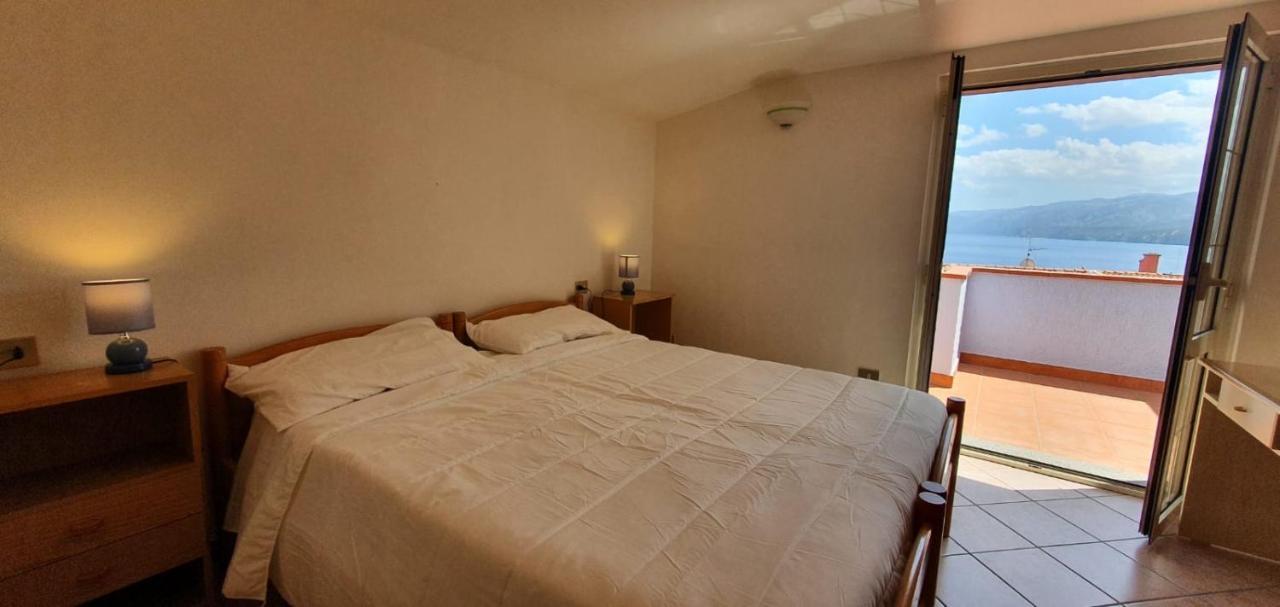 Appartamento Terrazza Vista Mare Cala Gonone Kültér fotó