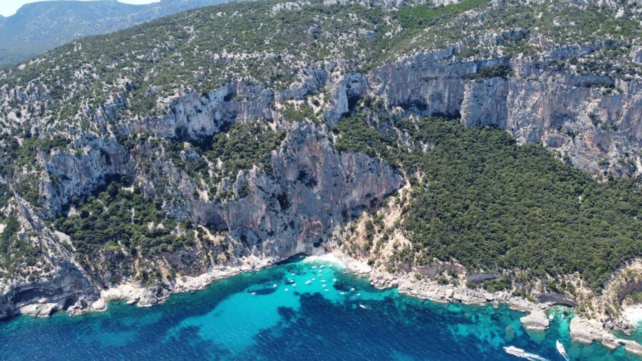 Appartamento Terrazza Vista Mare Cala Gonone Kültér fotó
